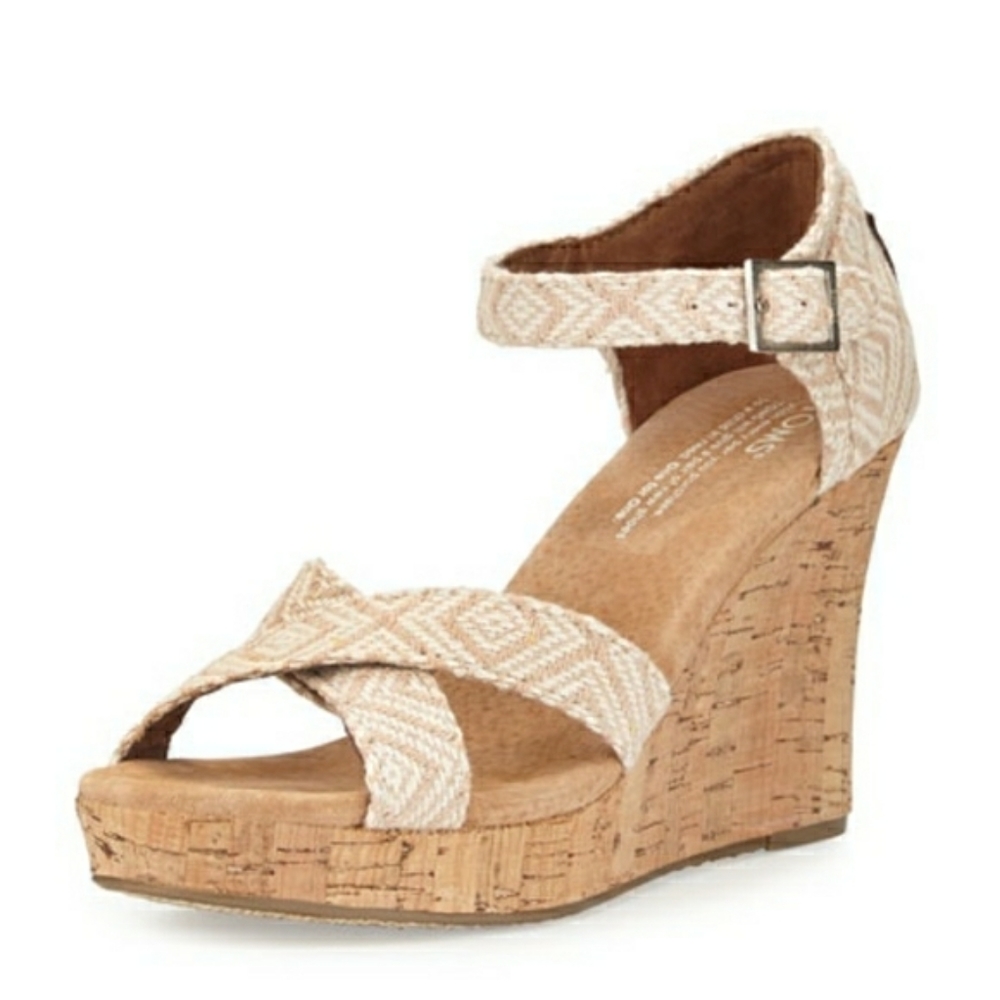 Gorgeous TOMS wedges NEVER WORN
